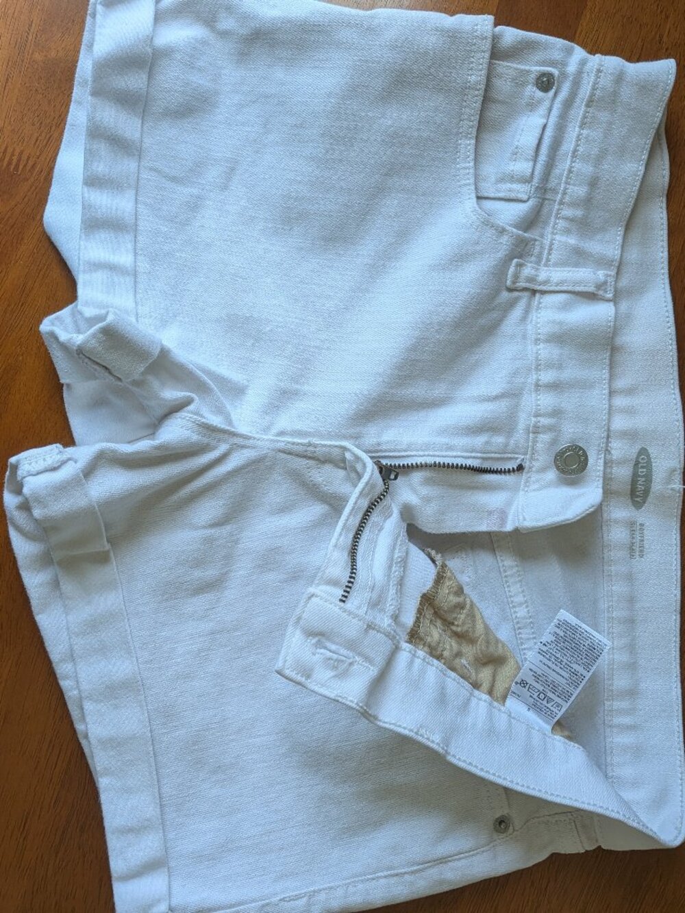 2/$15 - Old Navy white denim boyfriend jean shorts